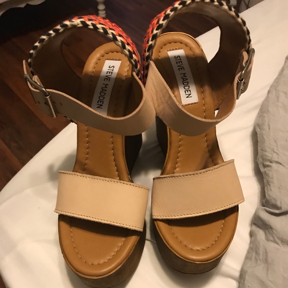 Steve Madden wedges